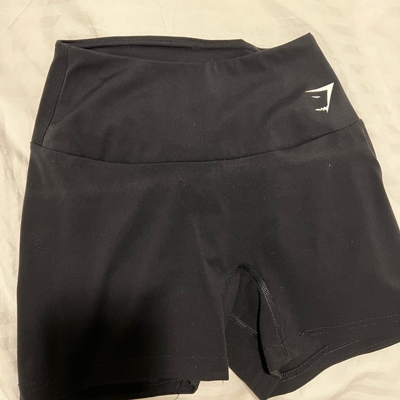 Gymshark shorts - Picture 2 of 2